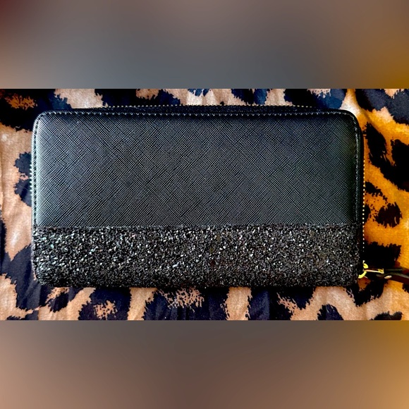 Kate Spade Saffiano/Glitter Wallet - Picture 2 of 3